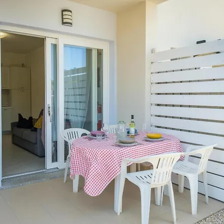 Lovely In With Kitchen