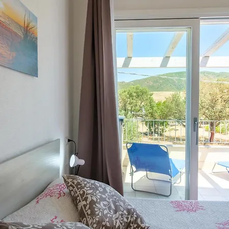 Lovely In With Kitchen Сasa de vacaciones